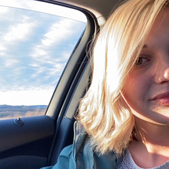 Meet your Posher, Natasha - Picture 1 of 1